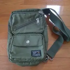 ALPHA INDUSTRIES ミニバックパック オリーブグリーン