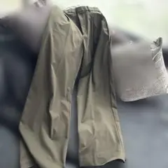 ユニクロ　タックワイドパンツ　丈長め　M