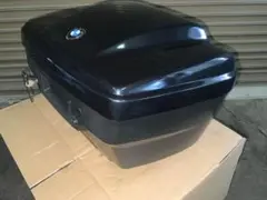 Item thumbnail for item fb34c59f-2bce-4e5d-bb04-b73b9a963894