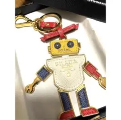 プラダ ロボット キーホルダー チャーム 1TL136