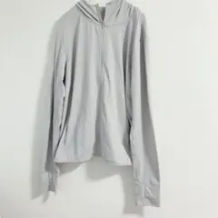 UNIQLO エアリズム uvカットパーカー