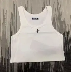 SMFK ホワイト クロップドタンクトップ