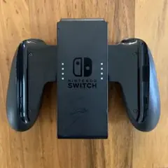ニンテンドースイッチ　ジョイコン　グリップ