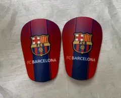 バルセロナ 小さいレガース　サッカー　脛当て　すね　シンガード　ミニレガース