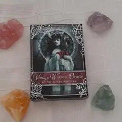 Vintage Wisdom Oracle ヴィンテージウィズダムオラクル