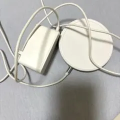 ワイヤレス充電器 ホワイト