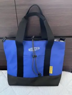 希少　KEEN ナイロン製の青いトートバッグ、ドローストリング ショルダー