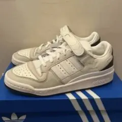 Item thumbnail for item 06f4121b-a6ed-45e9-a5af-b6b704d77477