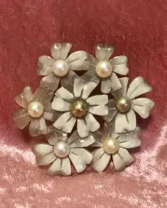 ✨ルコルノ✨牛の角✨花モチーフ パールブローチ✨ペンダントトップ✨