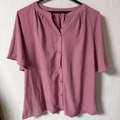 ピンク 半袖 ボタン付きシャツ