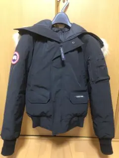 カナダグース ダウンジャケット