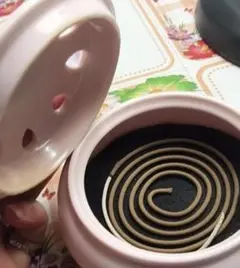 ピンク 陶器 蚊取り線香ホルダー