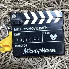 【ディズニー】Disney キーホルダー mickey's Barn お土産