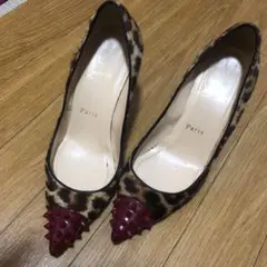 ルブタン パンプス