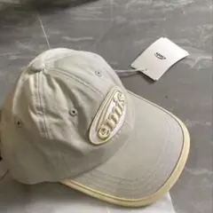 emis ベースボールキャップ ベージュxグレー