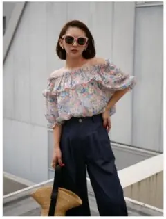 Bebeod べベッド♡新品♡2way flower design tops