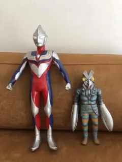 ウルトラマンティガ&ダイナ　メガソフビ　バンダイ　京本コレクション バンダイ 京本コレクション ウルトラマンティガ 原型