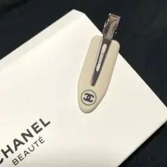 【CHANEL】ノベルティヘアピン