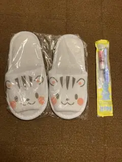 子供用スリッパ ホワイト 歯ブラシ付き未使用