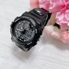 デジタルスポーツウォッチ ブラック　未使用級極美品