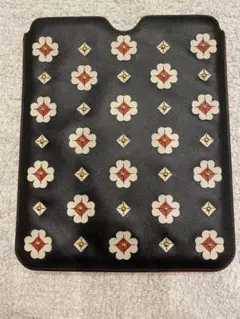 【美品】プラダ PRADA IPADケース スカル ドクロ SKULL 美品】プラダ PRADA IPADケース スカル ドクロ SKULL