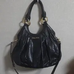 美品❤️ミュウミュウバッグ黒❤️ミュウミュウ❤️