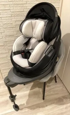Combi THE S ISOFIXエッグショック ZC-690チャイルドシート