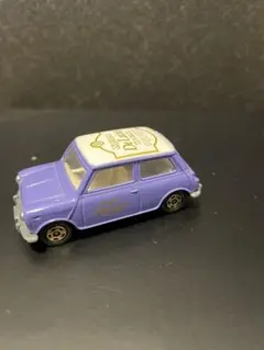 Item thumbnail for item 9522a8c4-d777-4c4c-a152-f8f9f0053b8f