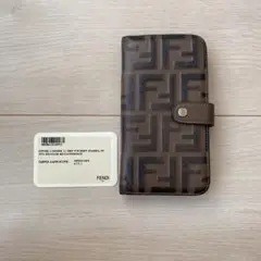 FENDI iPhone11proケース FF ズッカ柄 手帳型 フェンディ 茶