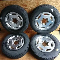 トヨタ✨グランド ハイエース 純正ホイル×タイヤ215/70/15