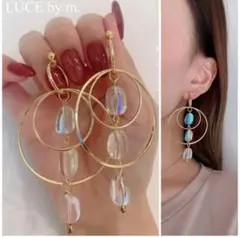 Item thumbnail for item fc075c60-8f8b-4ae3-a345-a0a827a355bc