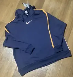 値下げ！ナイキ　パーカー　未使用　タグ付き　XL タグ付き未使用