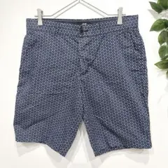 H&M ハーフパンツ　総柄　綿100% カジュアル　夏コーデ　涼しげ　シンプル