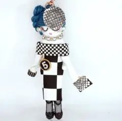 縫ってる　ドール　 NAOMIちゃん