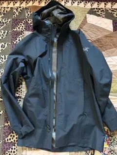 本日限定価格　アークテリクスのソーヤーコート　極美品　S 黒　バードエイド付き 楽天市場】セール ARC'TERYX ソーヤー コート SAWYER COAT