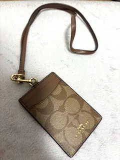 COACH ブラウン パスケース IDカード入れ付き