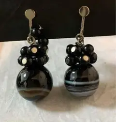 ガラス　イヤリング