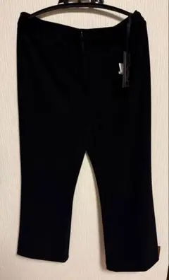 レディース　パンツ　ブラック　新品未使用品　日本製