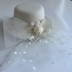 白のリボンミニハット