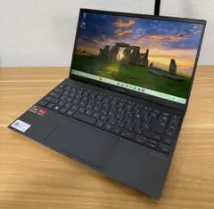 ZenBook 14 Ryzen7-4700U/16GB/256GB