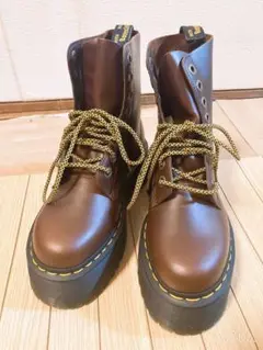 Item thumbnail for item 853d373f-f579-4323-a069-6559e18d2db3