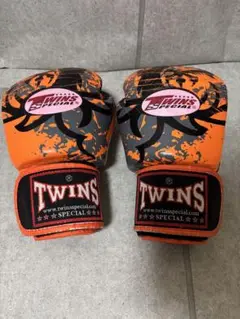 TWINS ツインズ　マルチカラー　ボクシンググローブ　8oz
