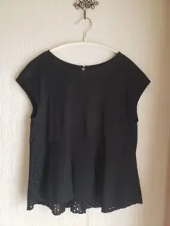 カット&ラウンド刺繍プルオーバーカットソー【黒・ノーリーズNOLLEY'S】