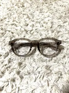 メガネ　グレージュ　Julius tart optical moscot