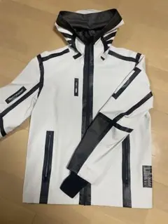 UEG×PUMA パーカー