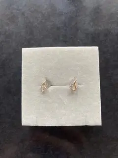 アネモネ スタッドピアス