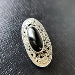 ブラック オニキス ブローチ シルバー アラベスク模様 スターリング ストーン