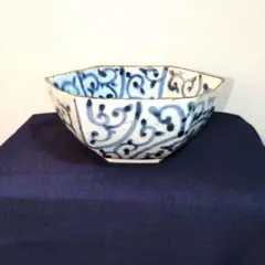 期間限定SALE ✾ 有田焼 福泉窯 手捻り 手描き唐草 六角菓子鉢