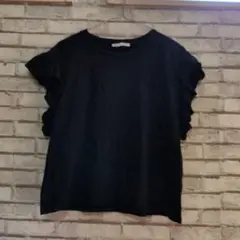 ブラック フリル袖 ノースリーブTシャツ