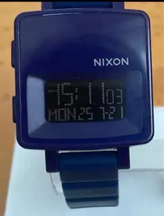 【電池新品】ニクソン腕時計33㎜デジタルスクエア紫メンズレディース(*^_^*)